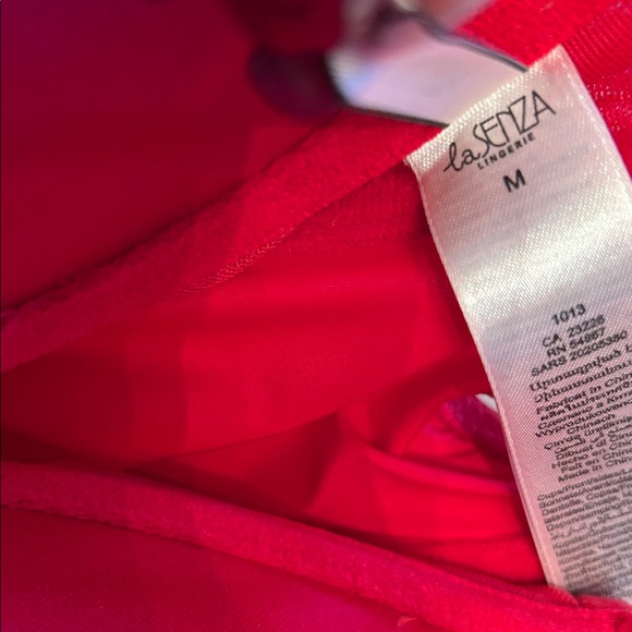 La Senza Red Lace Up Corset - Picture 5 of 5